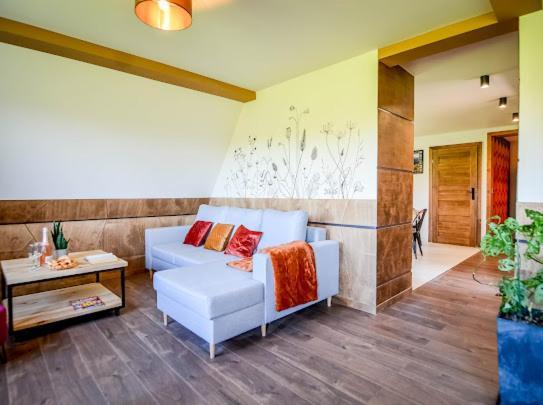 Atlas Chmur Apartament ビャウィ・ドゥナイェツ エクステリア 写真