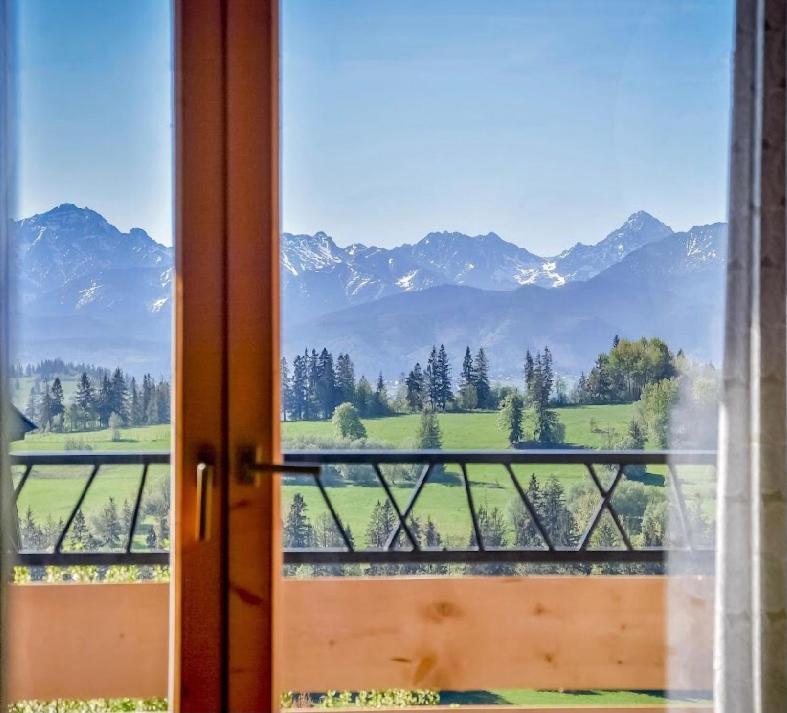 Atlas Chmur Apartament ビャウィ・ドゥナイェツ エクステリア 写真